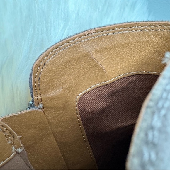 Frye Judith Taupe Double Zip Suede Ankle Booties Size 10 - Picture 13 of 13